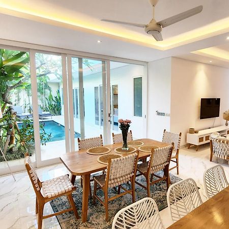 Villa Vana, Sitara Villa Group เซมินยัค ภายนอก รูปภาพ