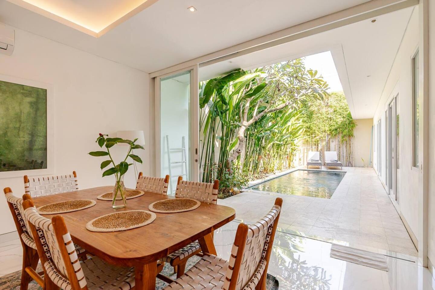 Villa Vana, Sitara Villa Group เซมินยัค ภายนอก รูปภาพ