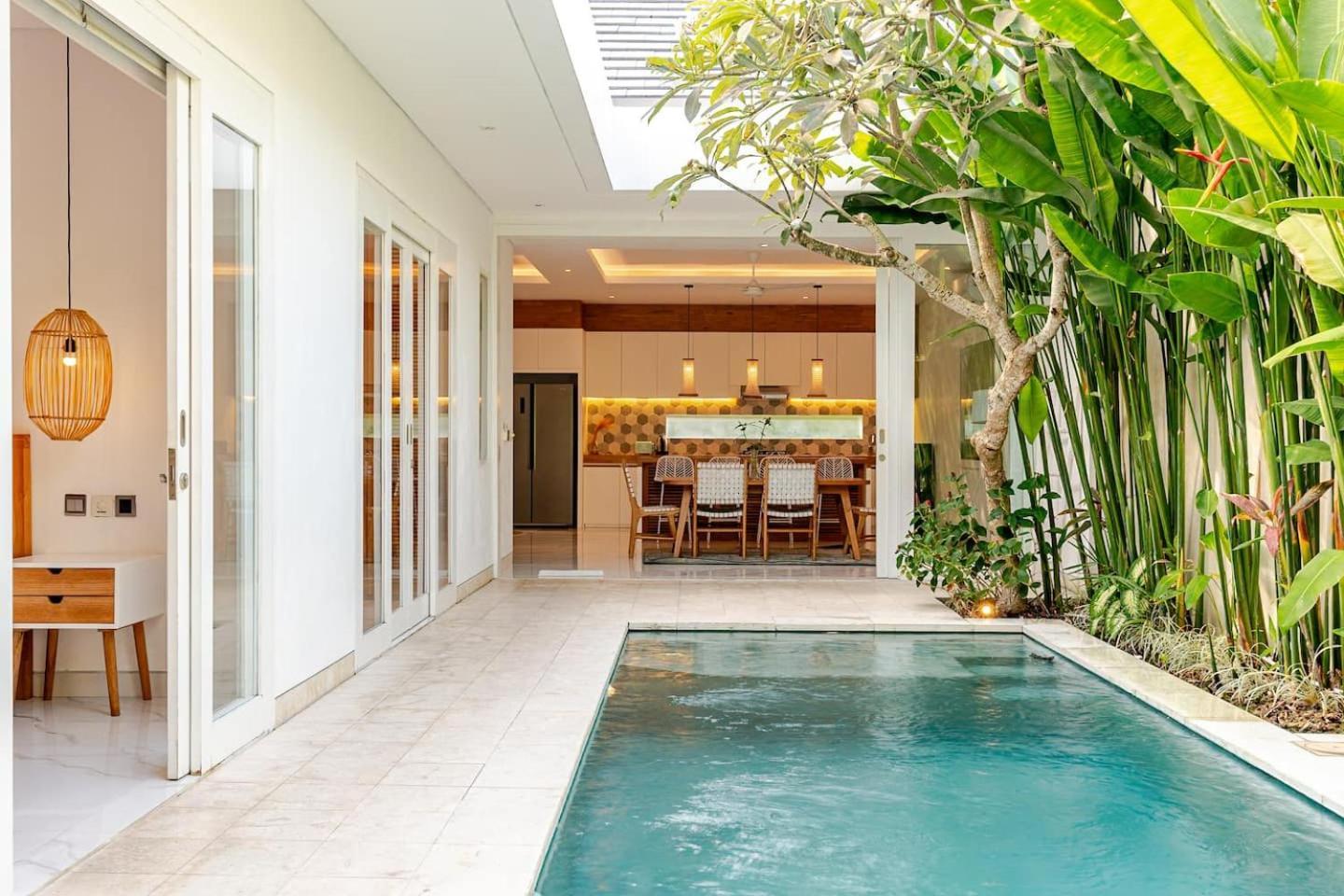Villa Vana, Sitara Villa Group เซมินยัค ภายนอก รูปภาพ